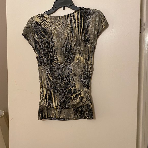 Blouse with beads - Picture 2 of 2